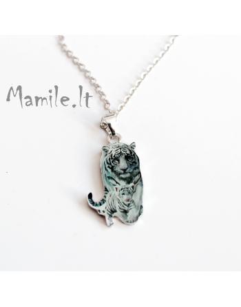 Pakabukai su grandinėle „TIGRAI“